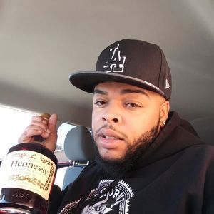 Meet your Posher, Cj